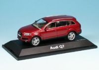 04751 - Audi Q7